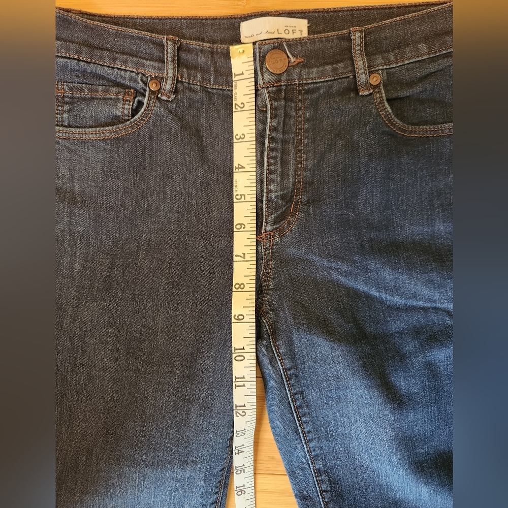 LOFT Modern Straight-Leg Jeans in Dark Indigo, Size 6 - Picture 6 of 7